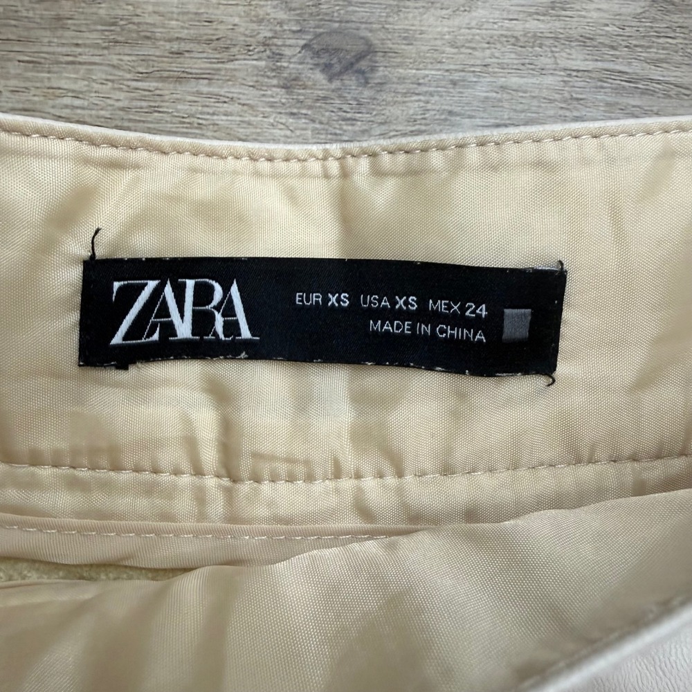 Zara Faux Leather Cream A-Line Midi Skirt High Waisted Side Zip XS - Picture 3 of 10